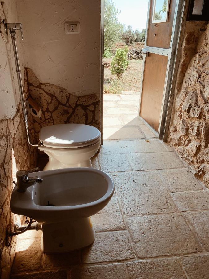 Trullo Contrada Stracca Guest House อัลลิสเต ภายนอก รูปภาพ