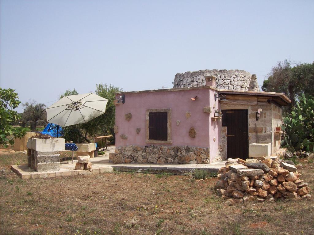 Trullo Contrada Stracca Guest House อัลลิสเต ภายนอก รูปภาพ