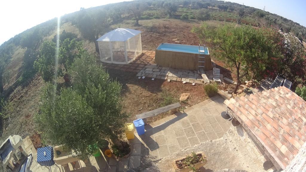 Trullo Contrada Stracca Guest House อัลลิสเต ภายนอก รูปภาพ